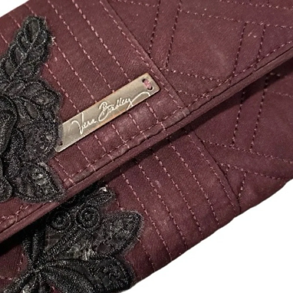 FREE* Vera Bradley Ultimate Trifold Accordion Wallet Rehabbed Floral Accents GUC - Picture 16 of 17